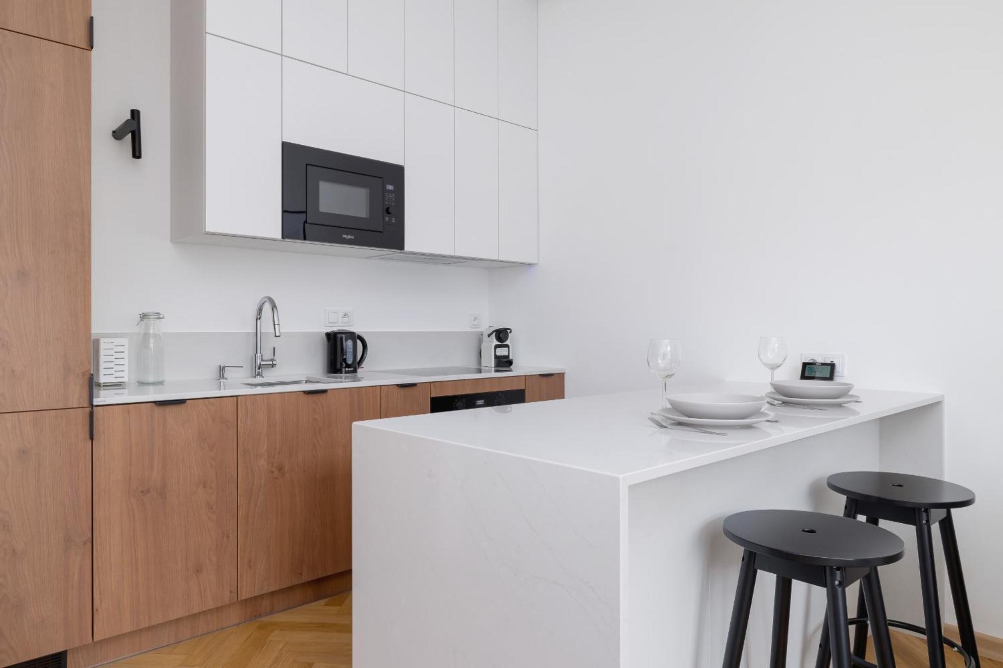 Slowackiego Elegant By Renters Appartement